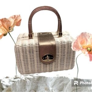 💓RARE! Kate Spade Gold Leather Trim White Wicker Tote
